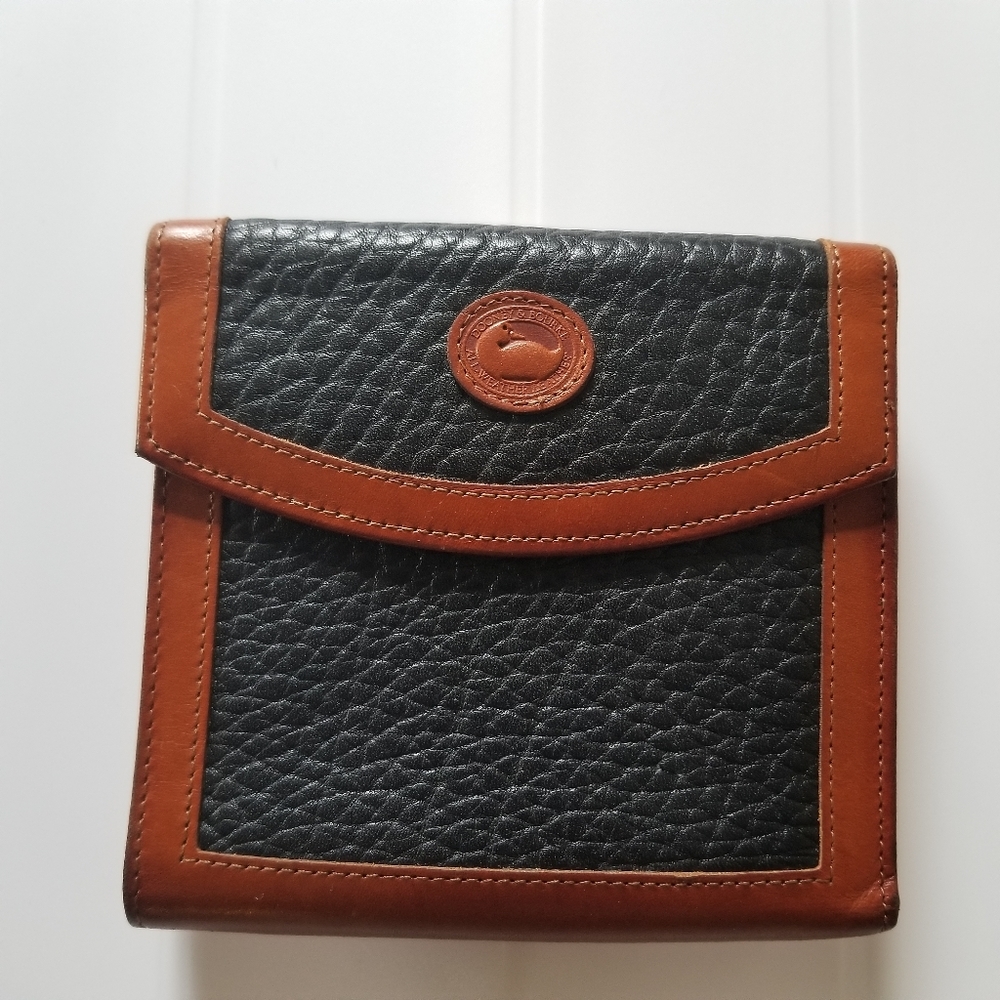 (SOLD!)Dooney & Bourke Vintage, AWL, Matching Crossbody Purse & Wallet Bundle - Picture 11 of 16